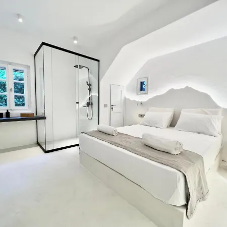 Apartment Ananke With Shared Pool