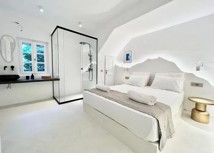 Daire Ananke With Shared Pool